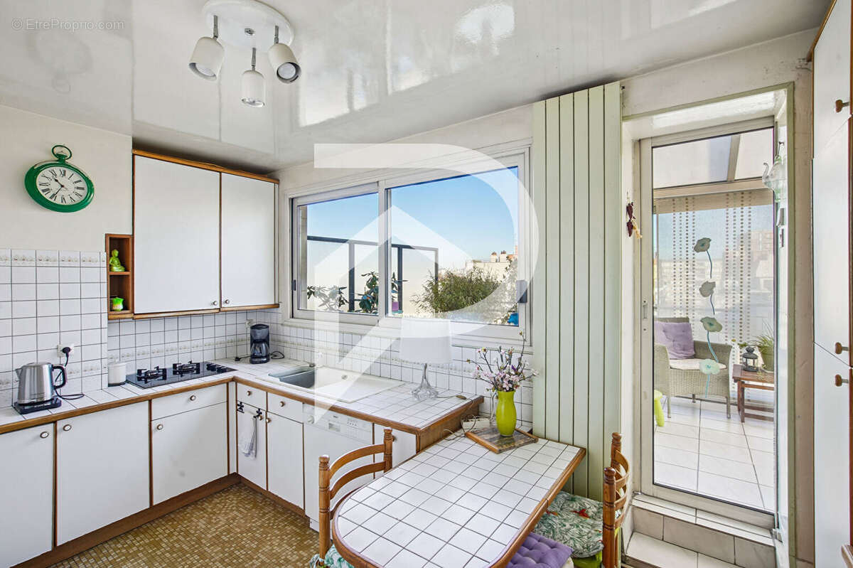 Appartement à COLOMBES