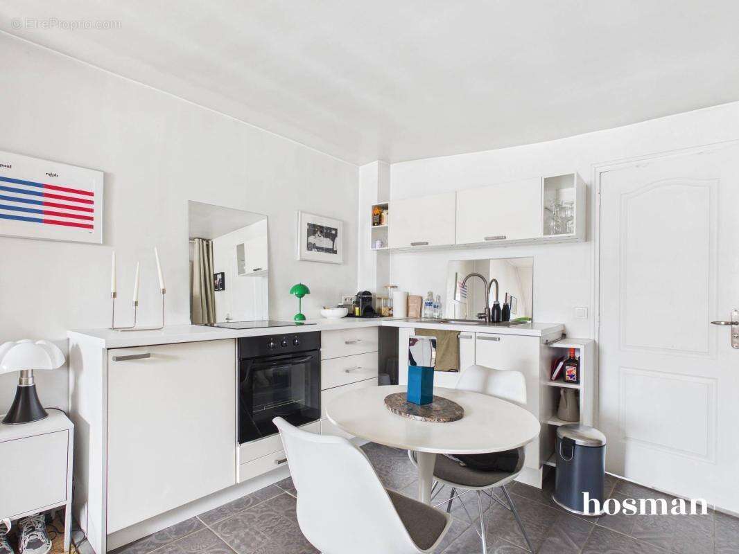 Studio 26 m² - Dernier étage traversant - Rue Saint-Jean, Paris - photo 9