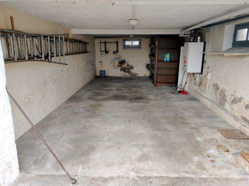 Maison à PARAY-LE-MONIAL