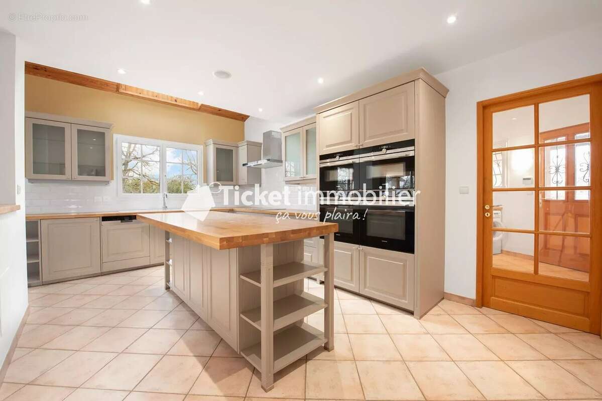 Maison à CORNEBARRIEU