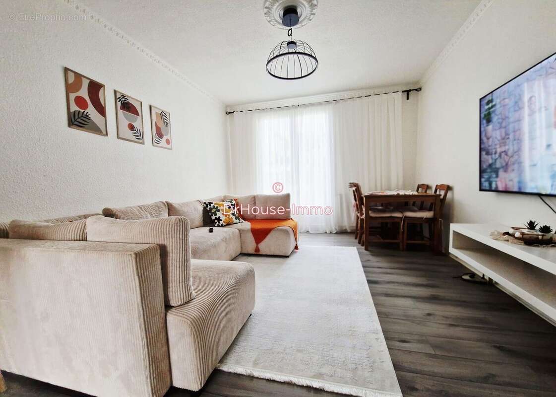 Appartement à ROMANS-SUR-ISERE