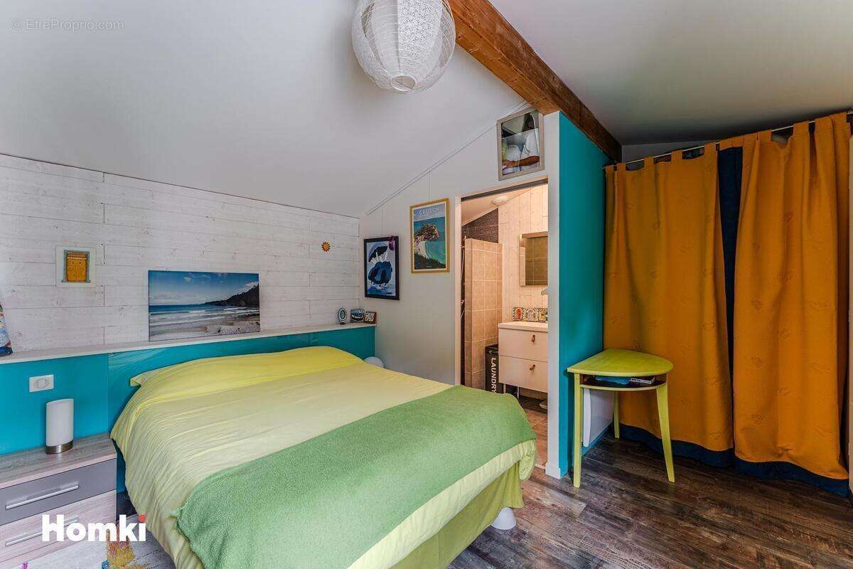 Maison à PARENTIS-EN-BORN