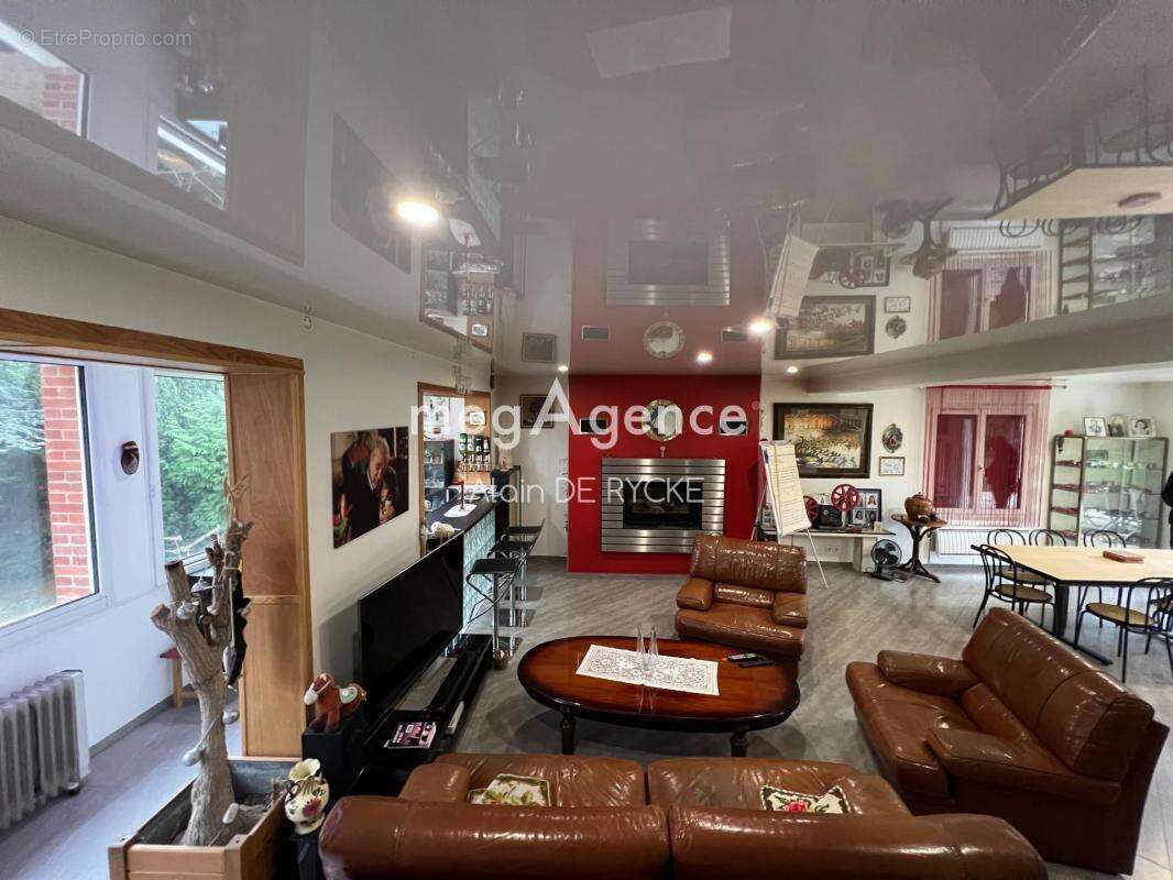 Maison à FONTAINE-LA-GAILLARDE