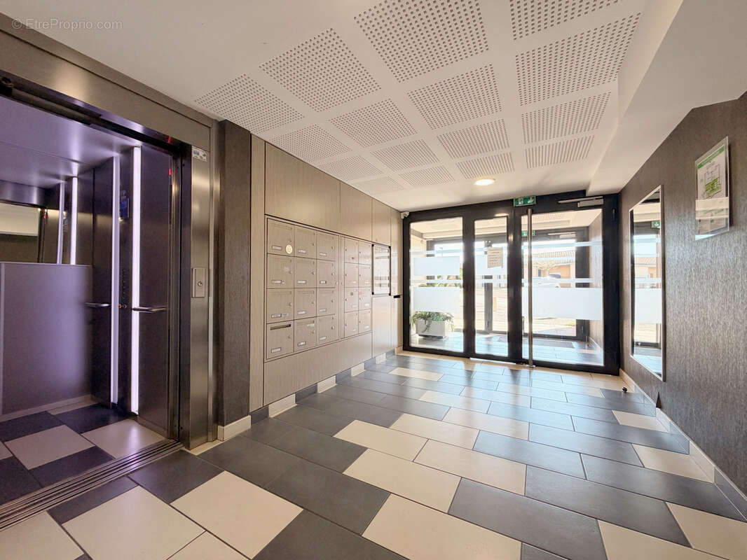 Appartement à L'ISLE-D'ABEAU