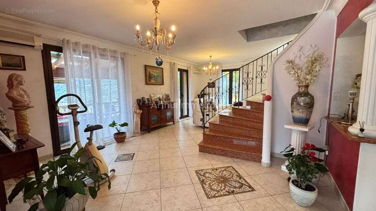 Maison à LA TRINITE