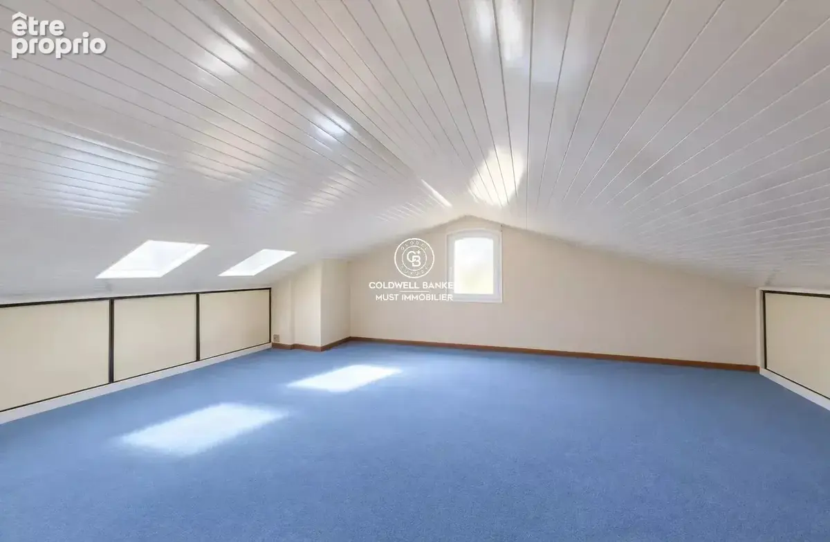 Villa 4 faces avec piscine - photo 10