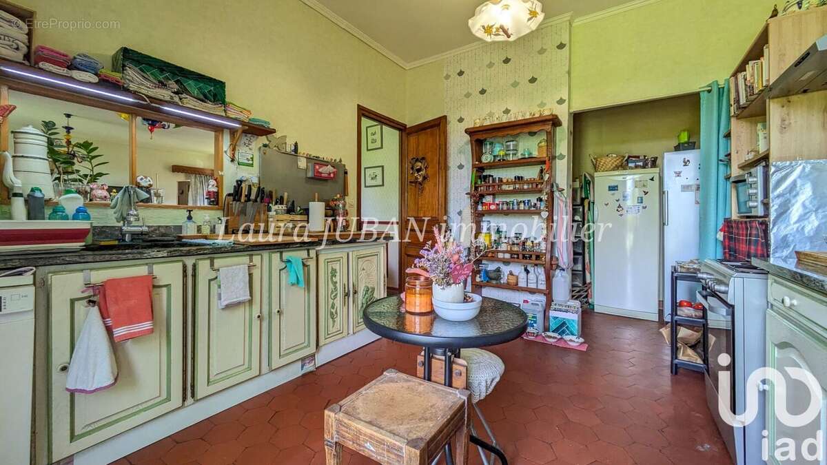 Maison 140 m² à Salins  - photo 8