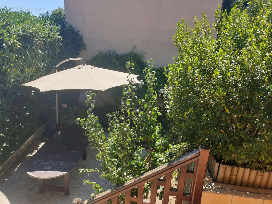 Maison à VETRAZ-MONTHOUX