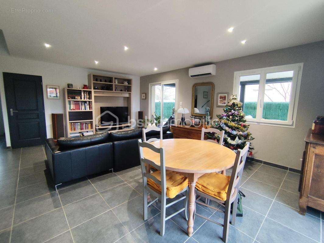 Maison à SAINT-ANDRE-DE-SANGONIS