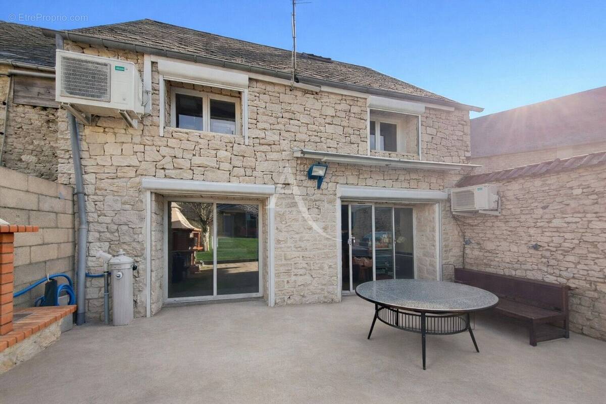 Maison à ANGERVILLE