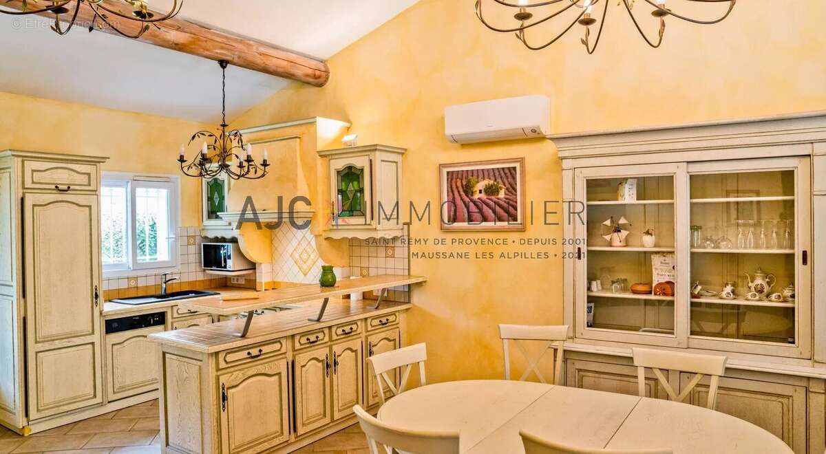 Maison à SAINT-REMY-DE-PROVENCE