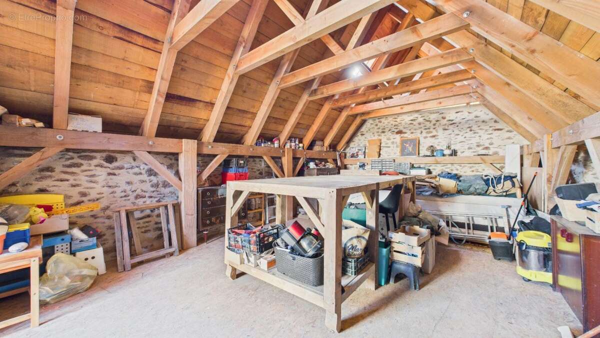 Maison à VILLECOMTAL