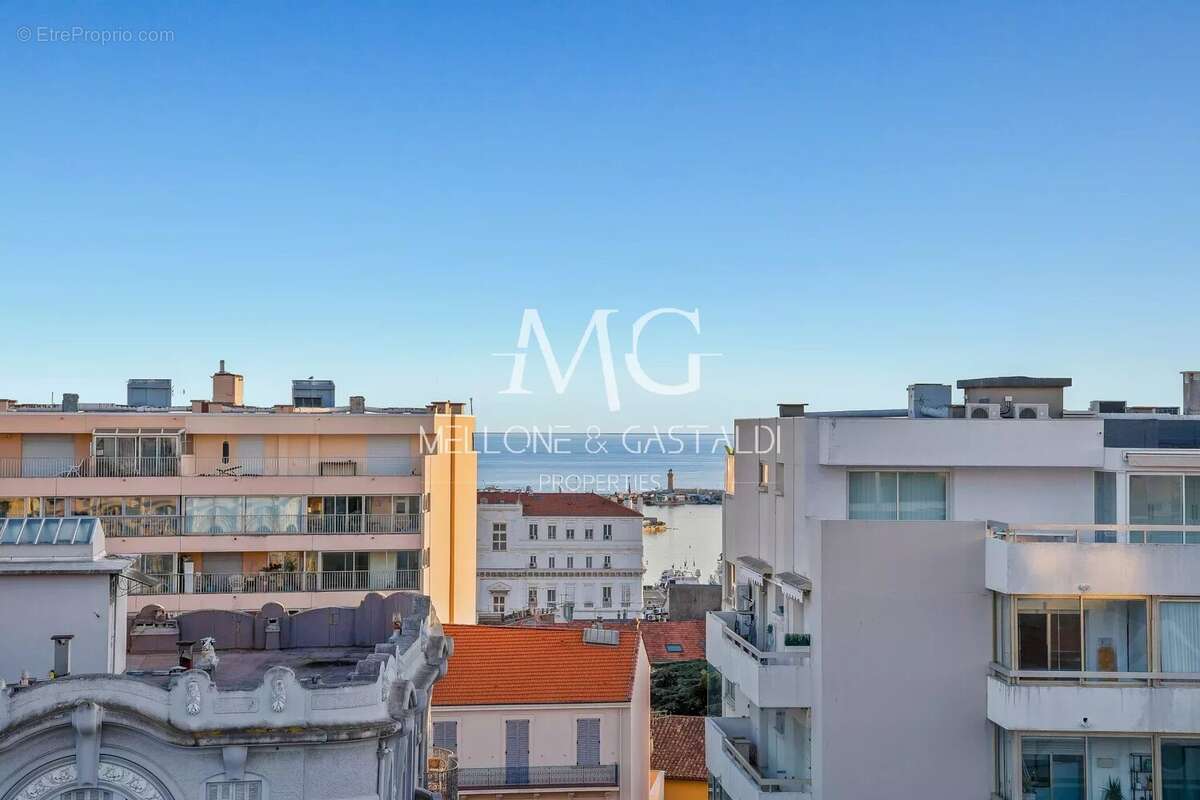 Cannes centre – penthouse d’exception – roof top – vue mer panoramique – 117 m² – 2 parkings - photo 50