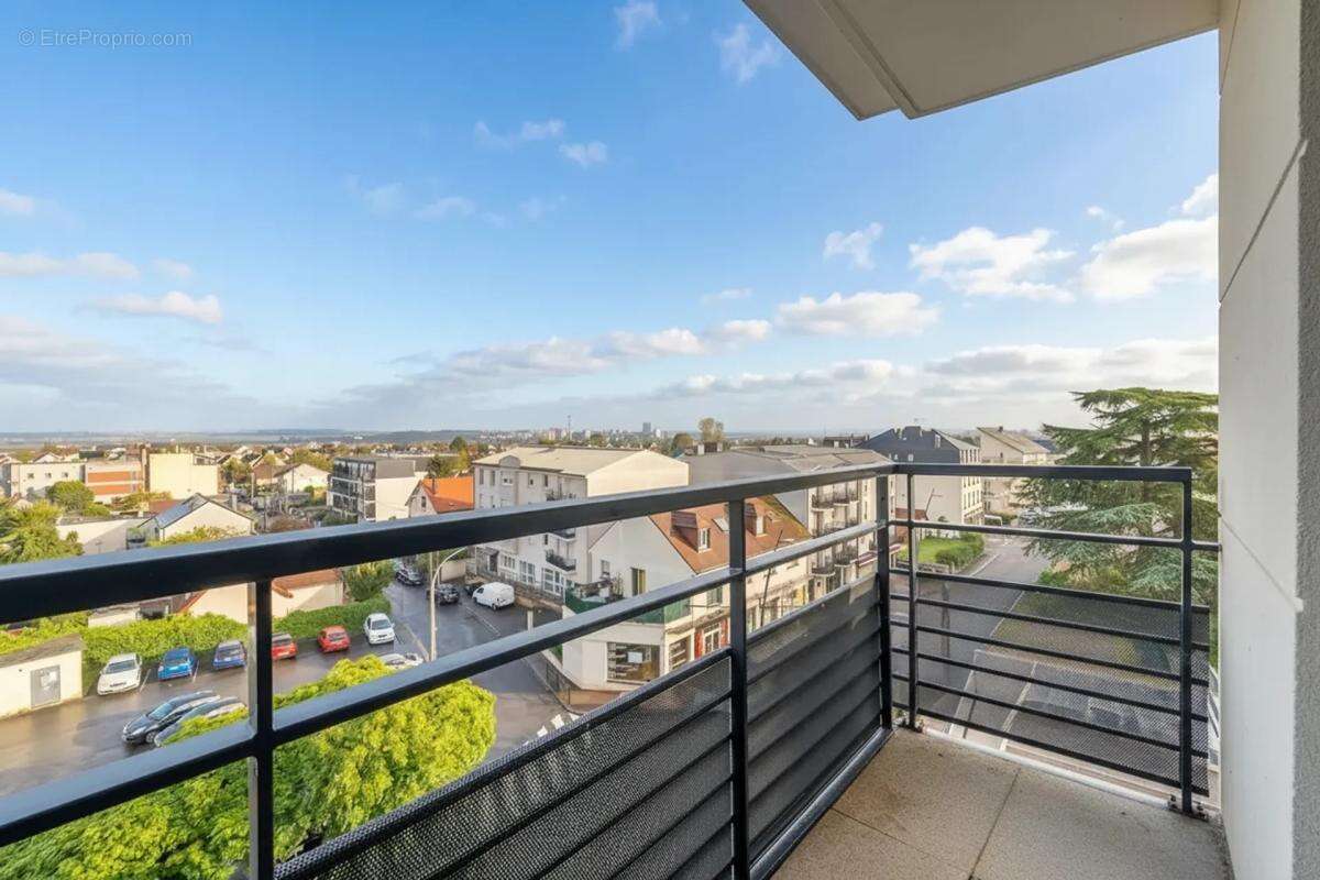 Bel appartement 3 pièces avec balcon à Savigny - photo 5