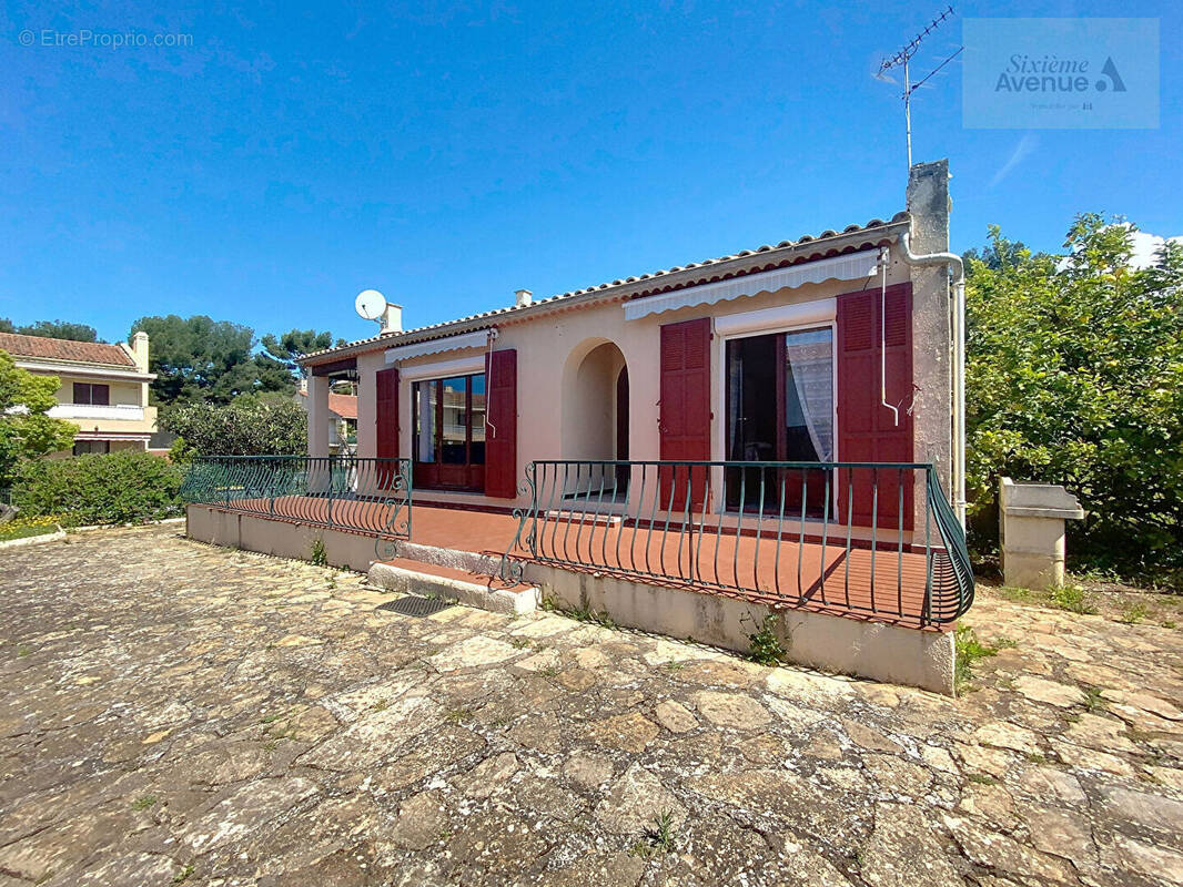 Maison à SANARY-SUR-MER