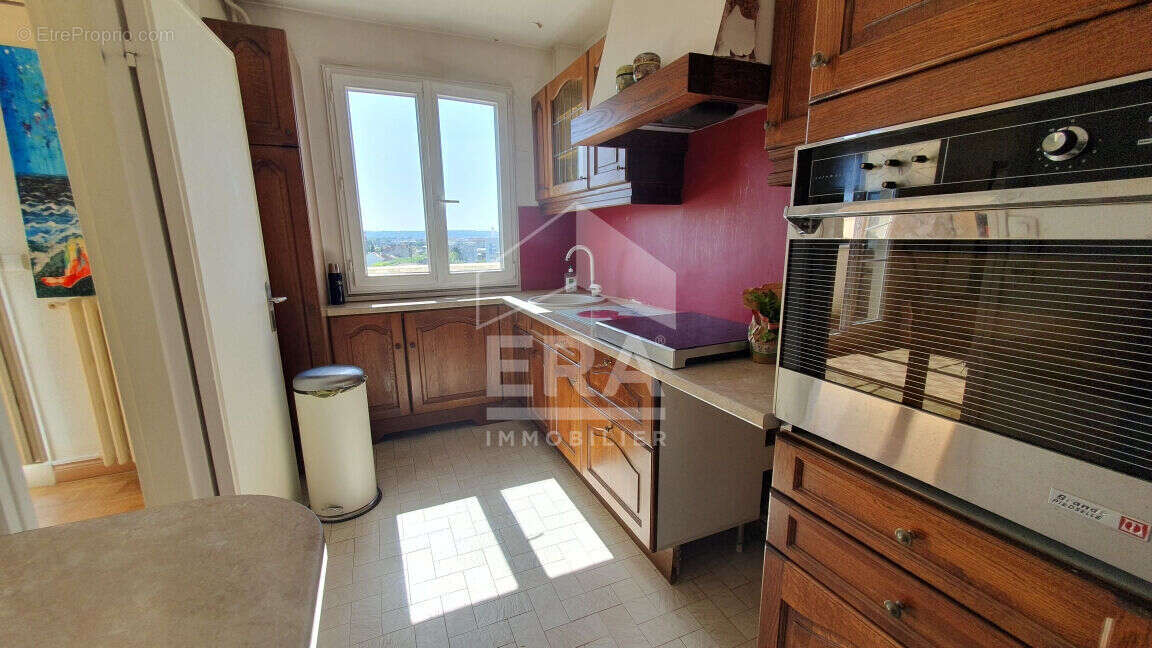 Appartement à SAINT-MAUR-DES-FOSSES