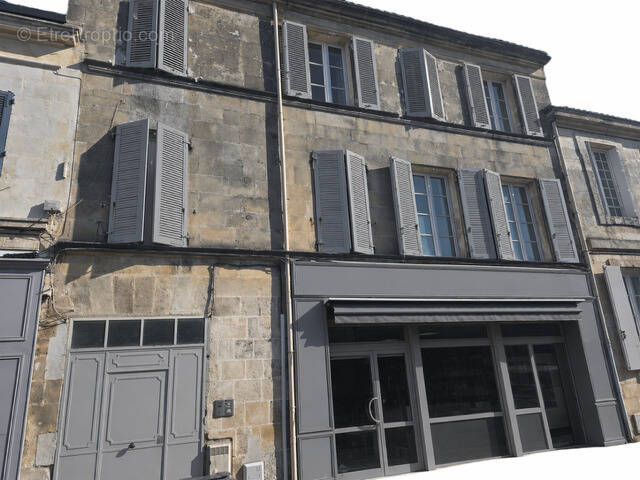 Commerce à ROCHEFORT