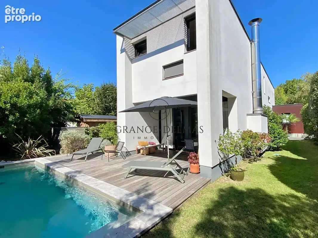 Maison d'architecte en R+1 avec jardin, piscine et stationnements - CAUDÉRAN - photo 16