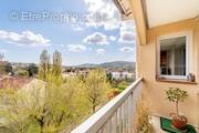 Appartement à NEUVILLE-SUR-SAONE