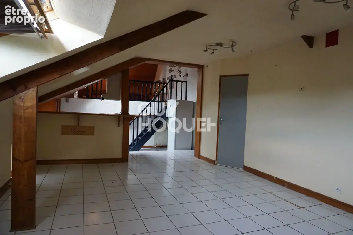 Immeuble à vendre à Saint-Jean-Brévelay - 7 pièces, 141 m², travaux à prévoir - photo 6