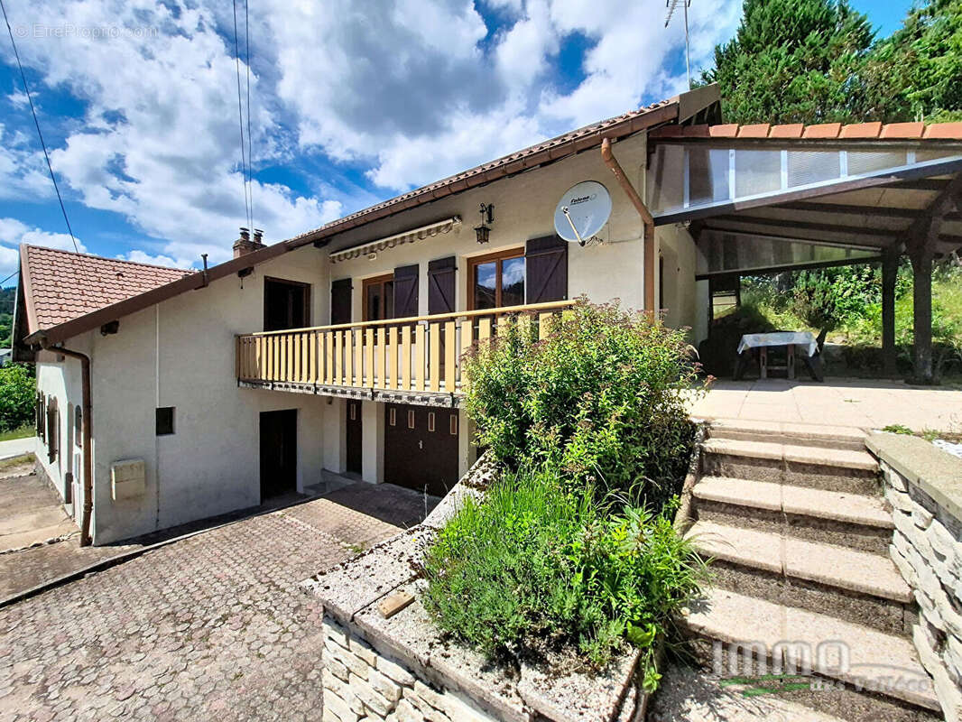 Maison avec deux appartements - photo 15