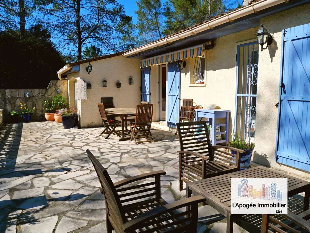 Maison à SAINT-JUST-ET-VACQUIERES