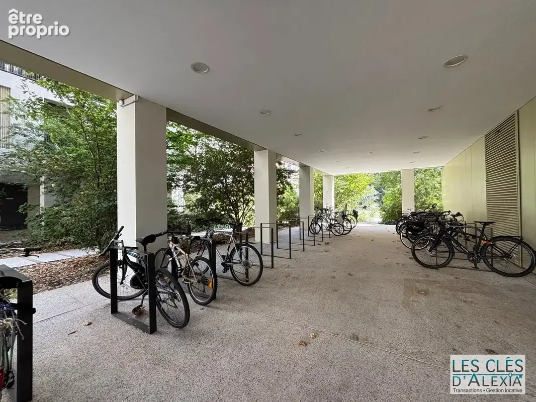 T4 avec balcon et garage double - Lyon 7 - Boulevard Yves Farge - photo 16