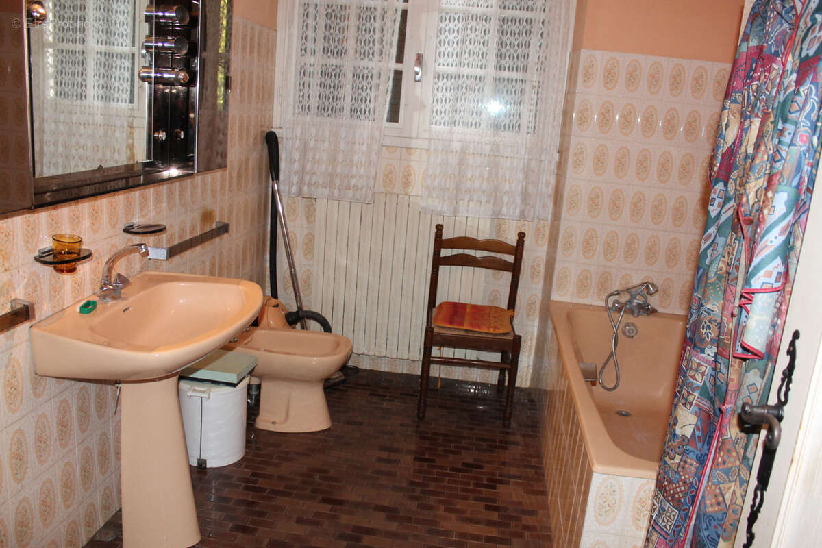Maison de ville au calme . - photo 8