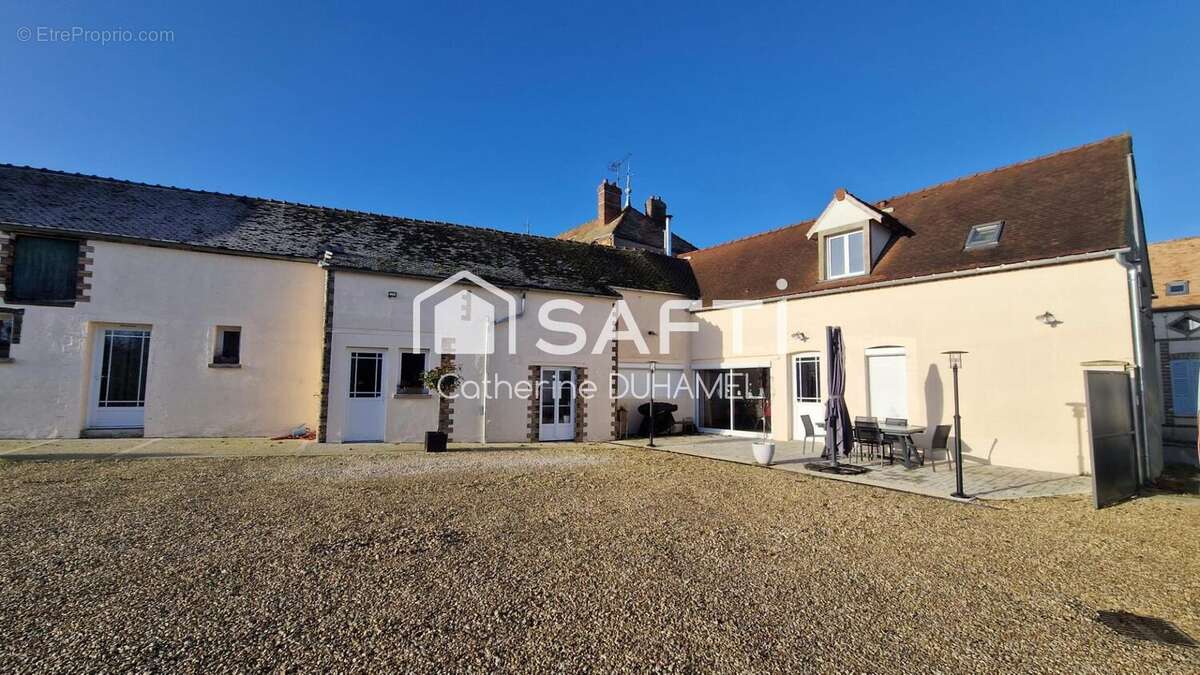 Photo 2 - Maison à SAINT-VALERIEN