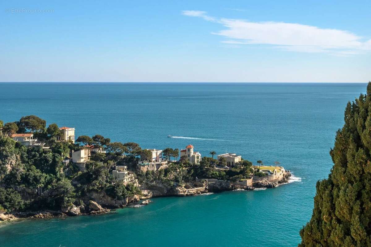 Appartement à CAP-D'AIL