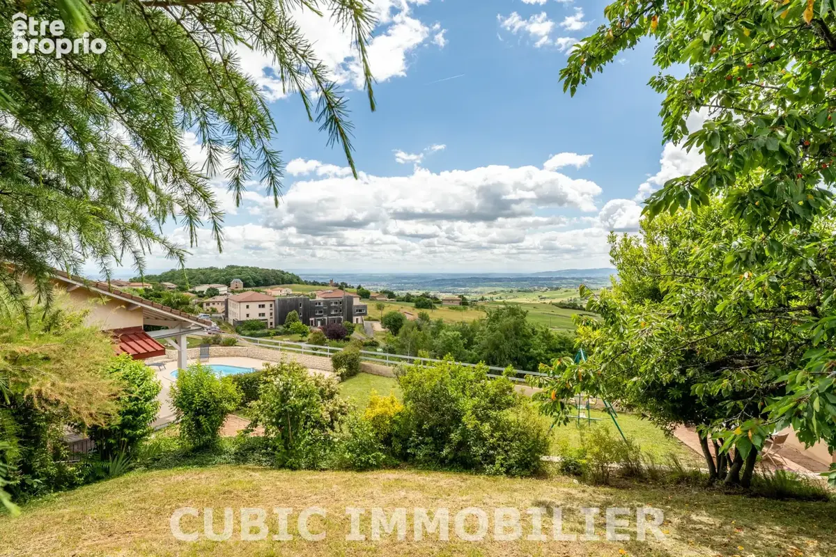Montmelas-saint-sorlin   villa de plain-pied avec piscine, grand terrain et vue panoramique - photo 8