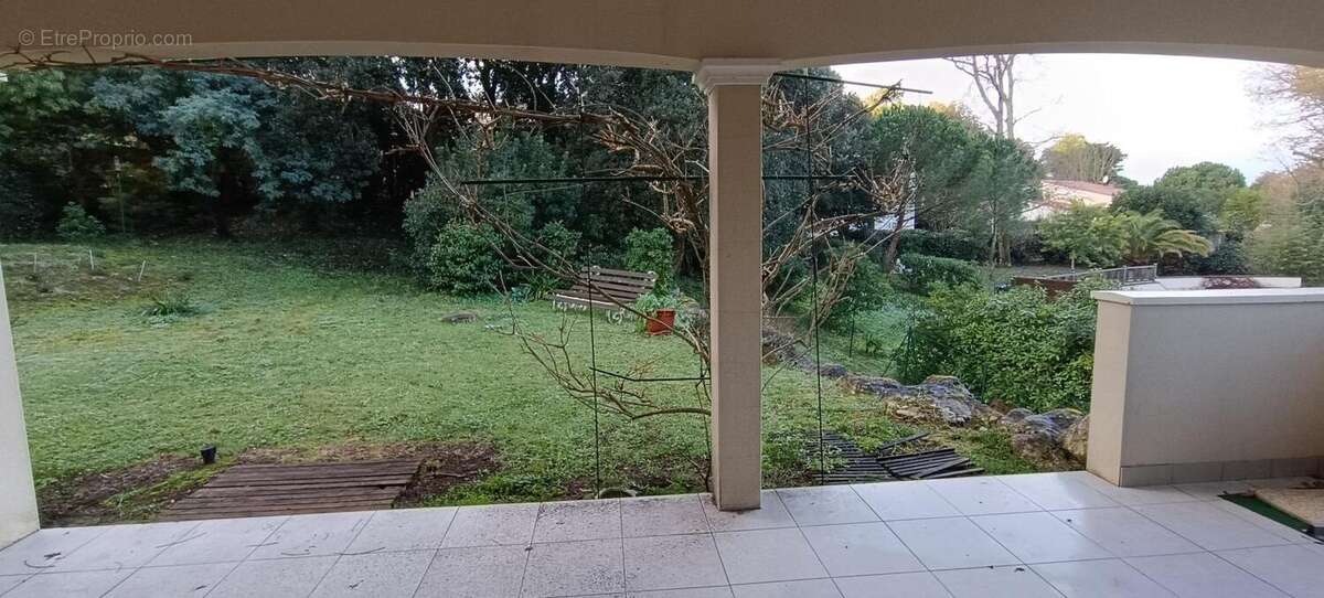 Maison à MESCHERS-SUR-GIRONDE