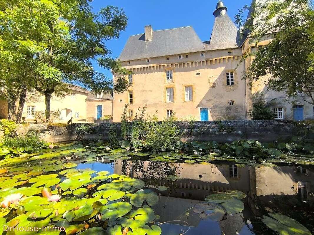 Autre à THIVIERS