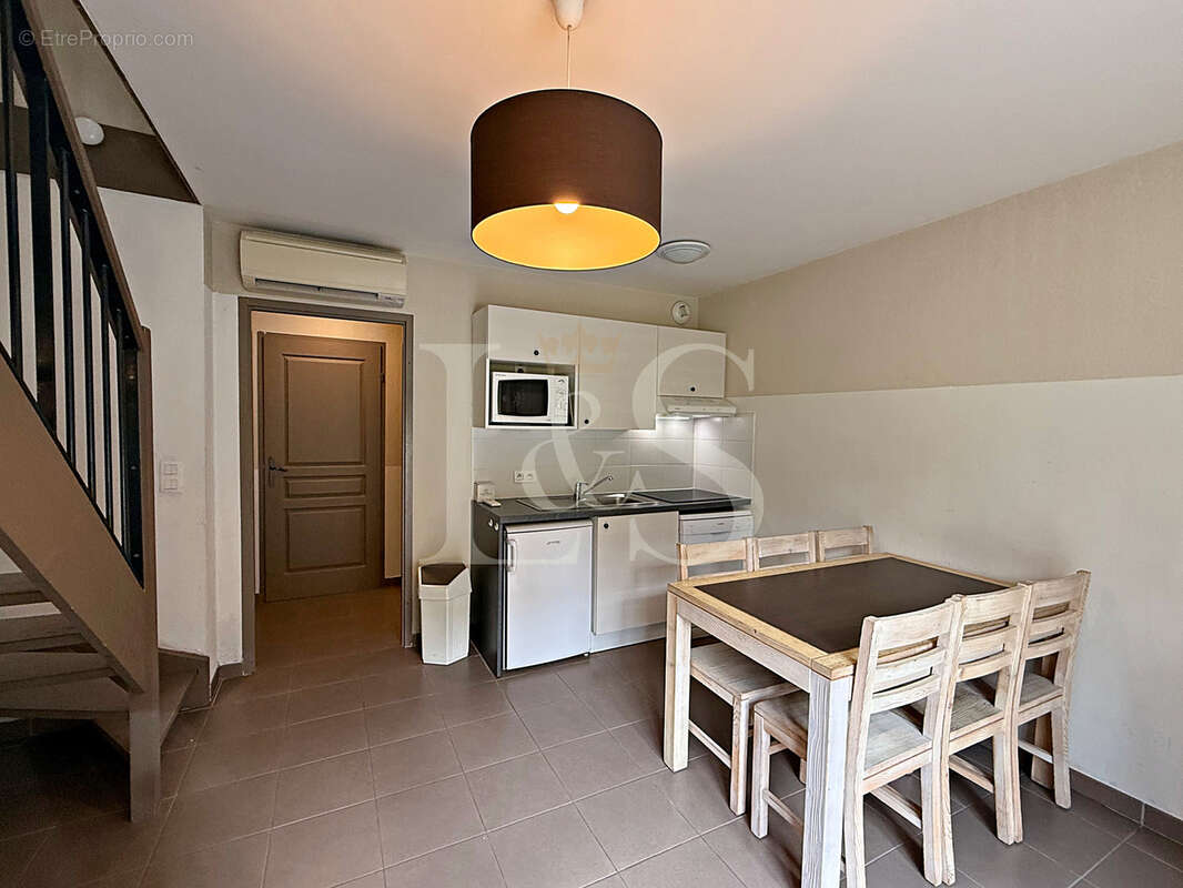 Appartement à MALAUCENE