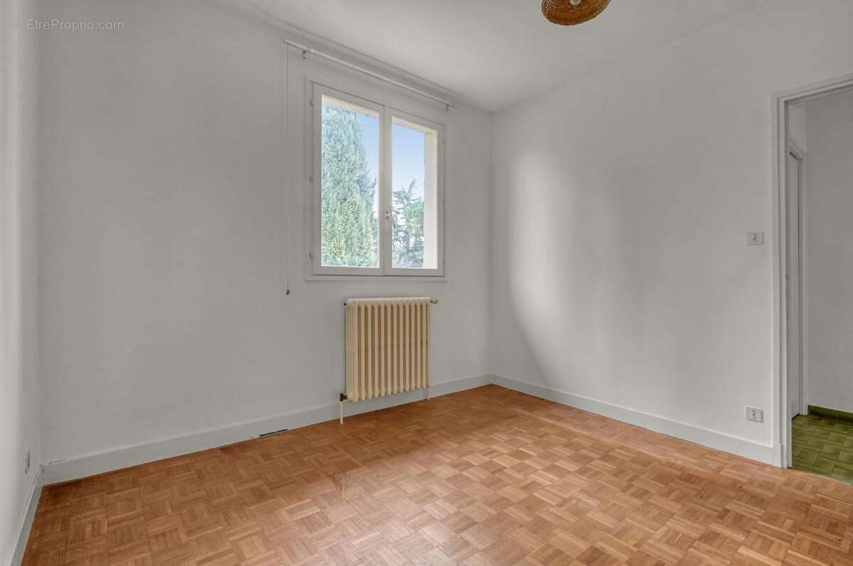 Maison de 235 m² – Toulouse Pouvourville – Opportunité - photo 13