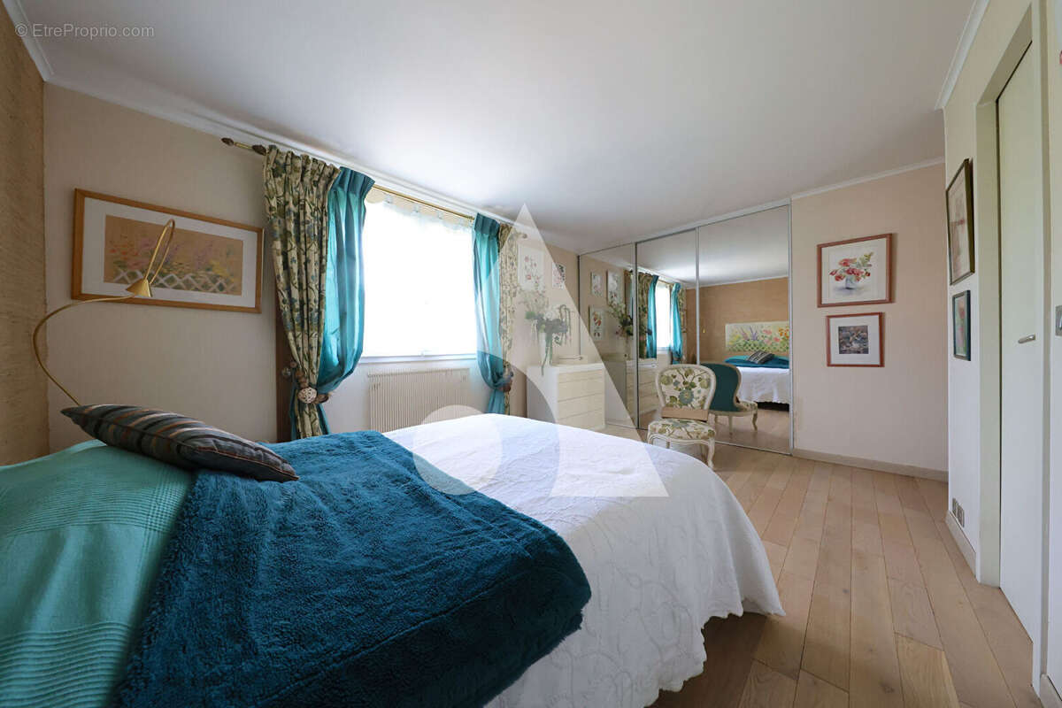 Maison à SOISY-SUR-SEINE