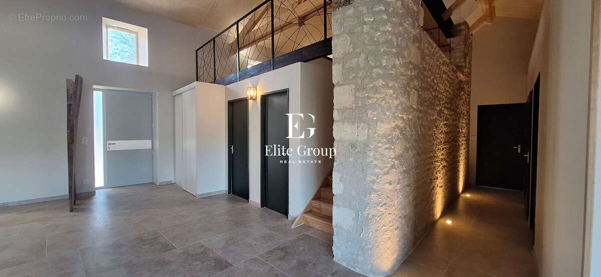 Maison à BARBEZIEUX-SAINT-HILAIRE