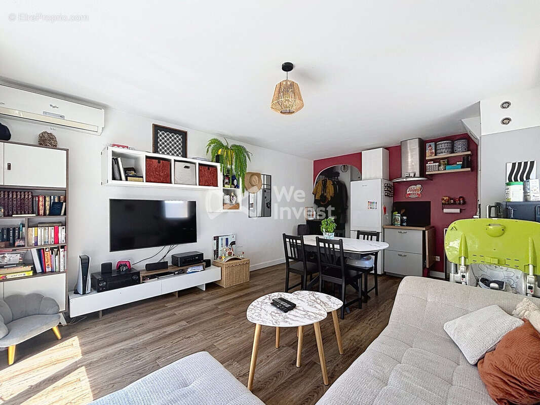 Appartement à MAUGUIO