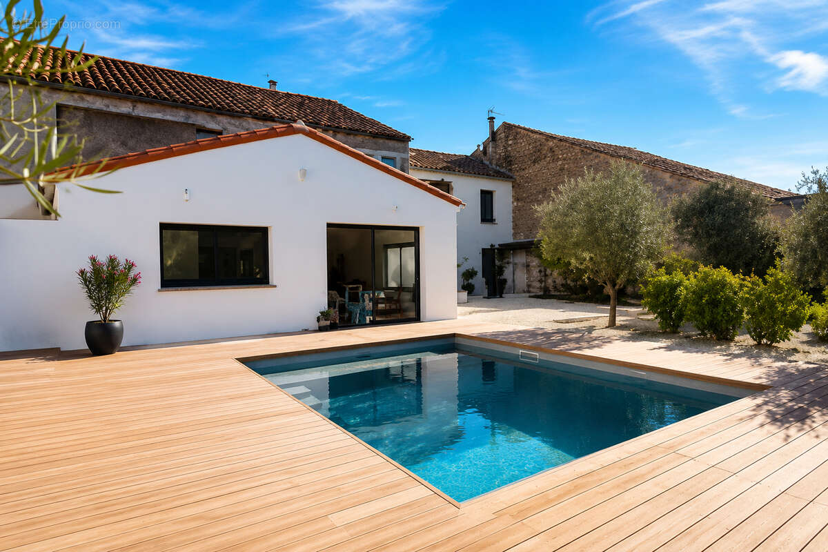 Maison de village T6 avec jardin & piscine - photo 2