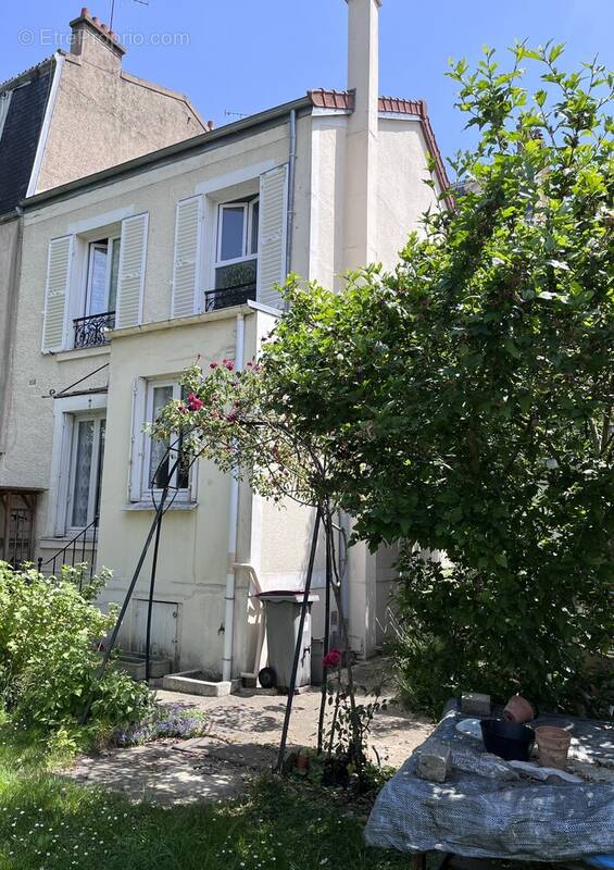 Maison à ASNIERES-SUR-SEINE