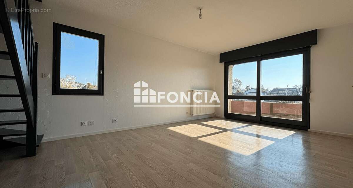 Appartement à SAINT-PIERRE-DU-MONT