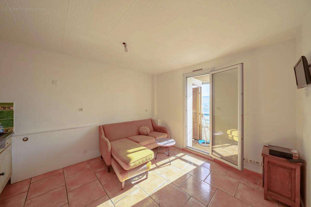 Appartement à MARSEILLE-14E