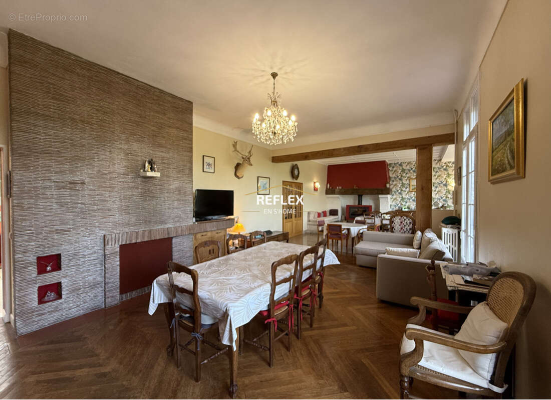 Maison à HANGEST-SUR-SOMME