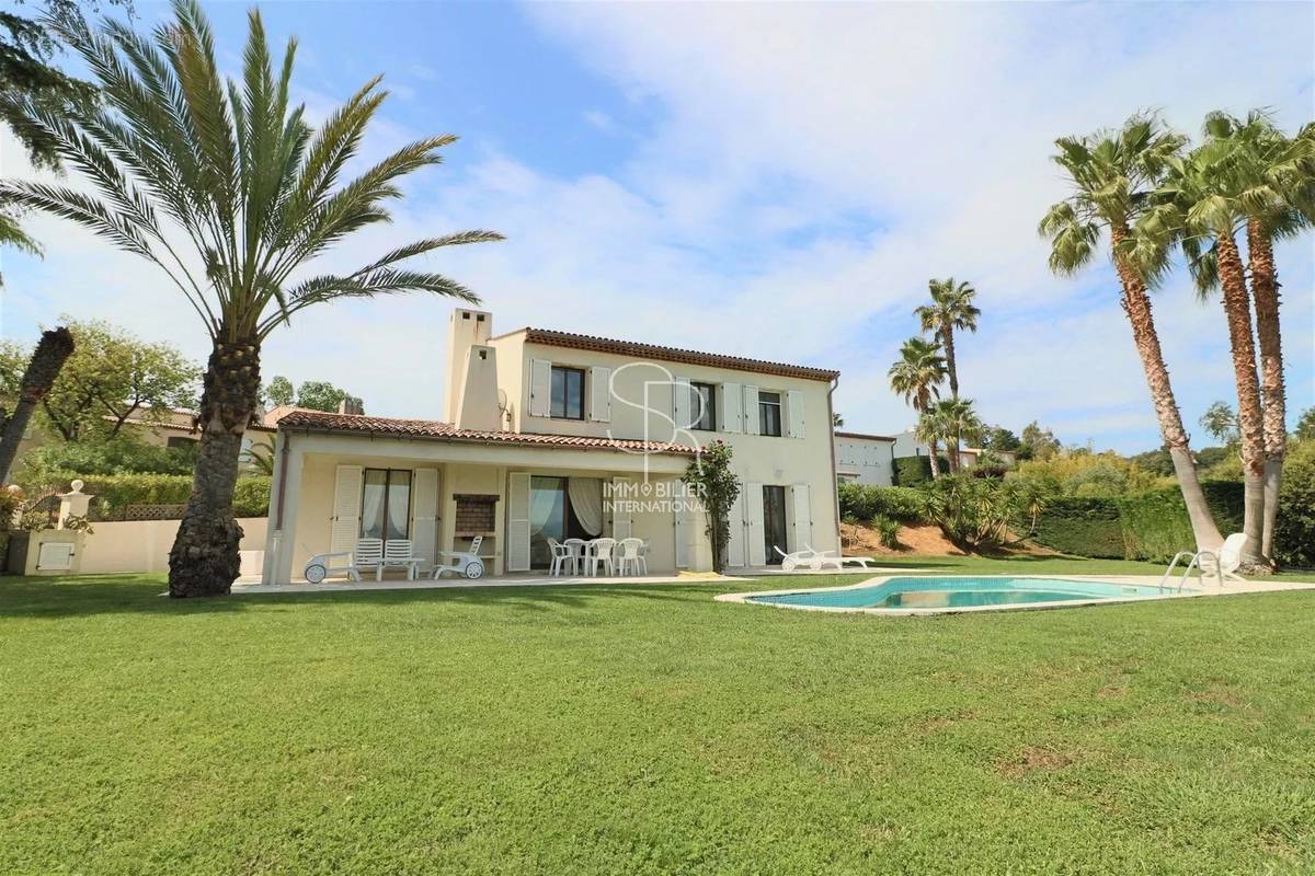 Maison à VILLENEUVE-LOUBET