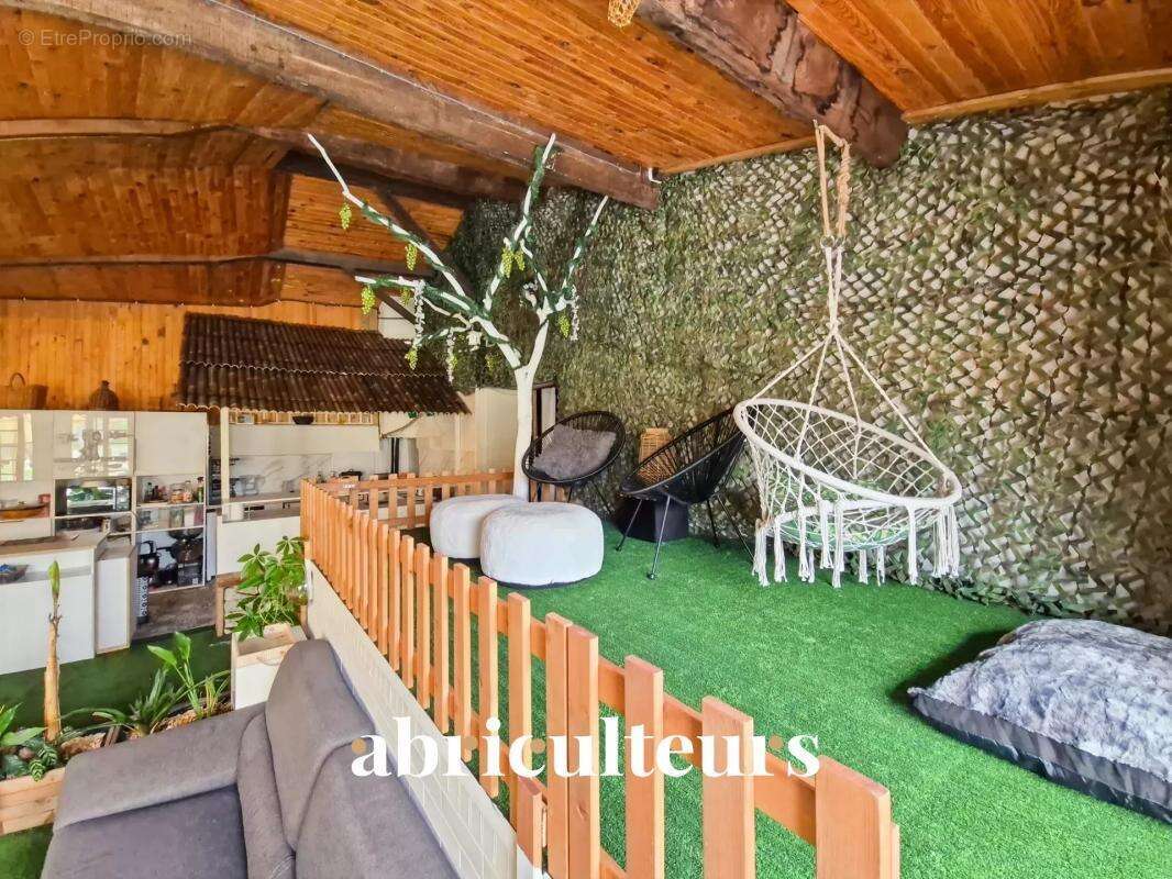 Maison à BRIE-SOUS-MATHA