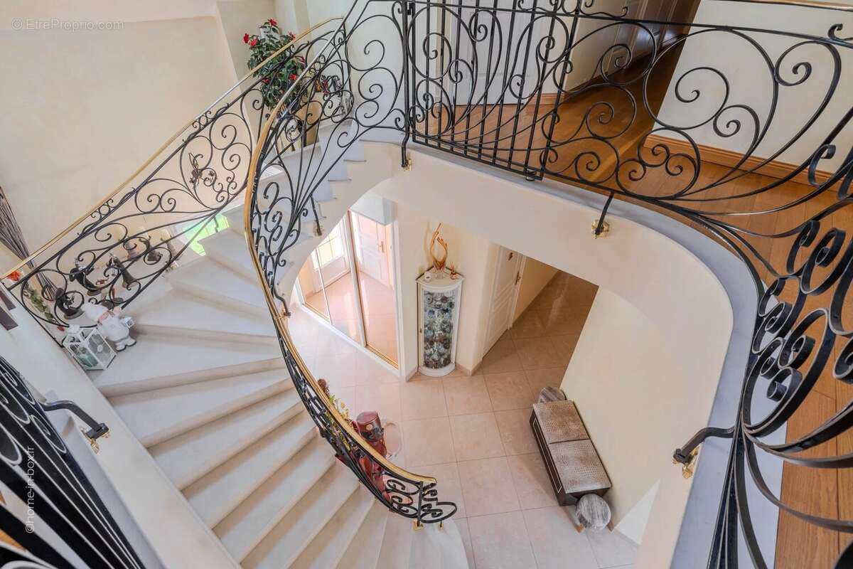 Maison à CHANTILLY