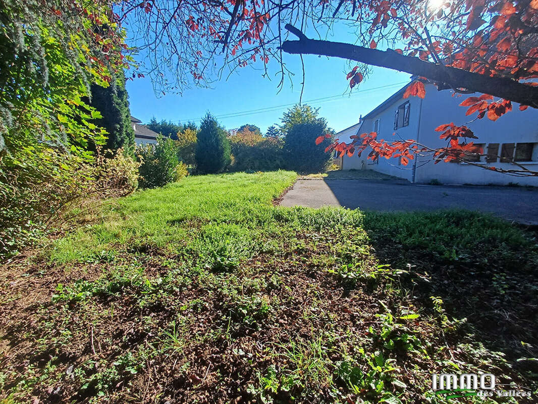 Maison à GRANGES-SUR-VOLOGNE