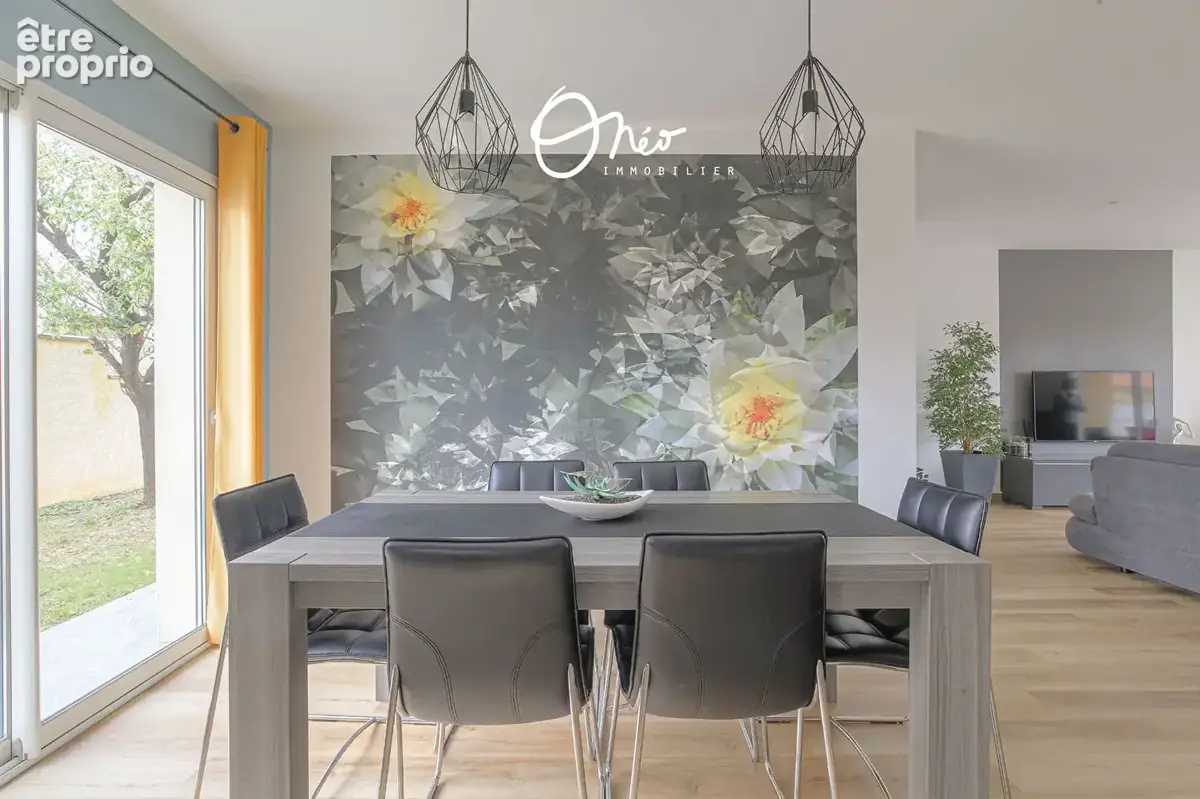 Mions - Maison de plain-pied de 118 m2 sur son terrain de 800 m2 - photo 7