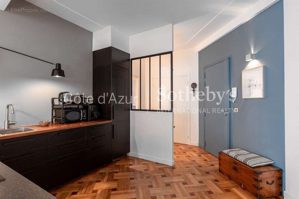 Appartement bourgeois rénové dans un immeuble d'architecte au cœur de Nice - photo 11