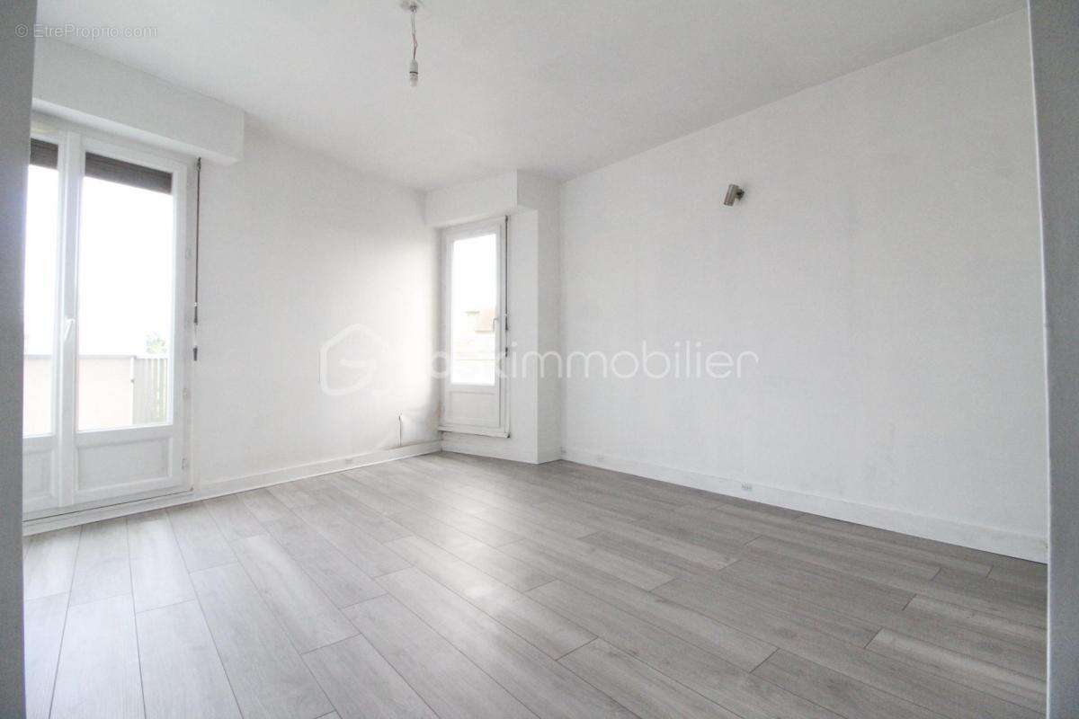 Appartement à ABLON-SUR-SEINE
